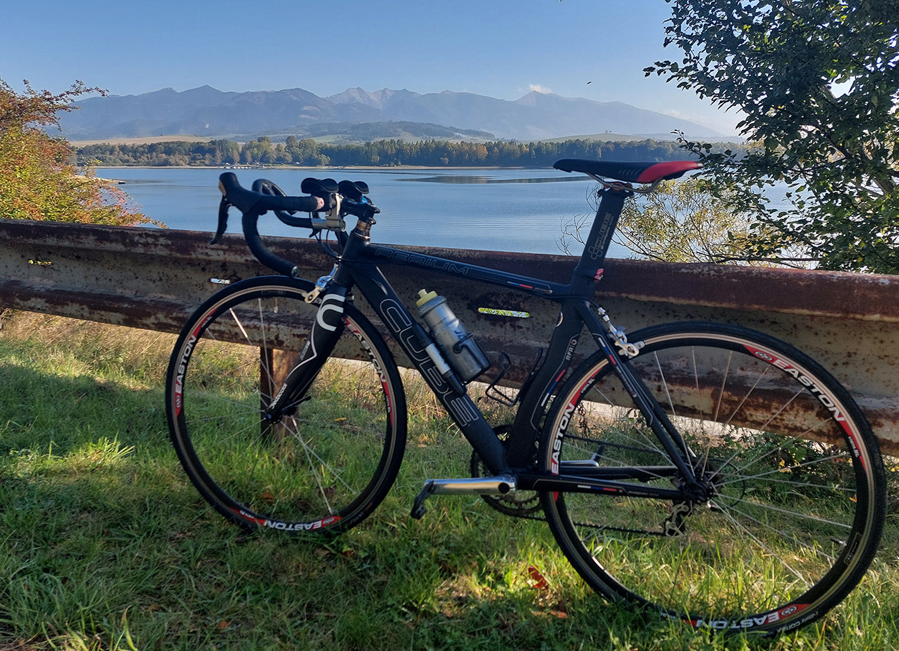 okolo-mary-s-odbockami-