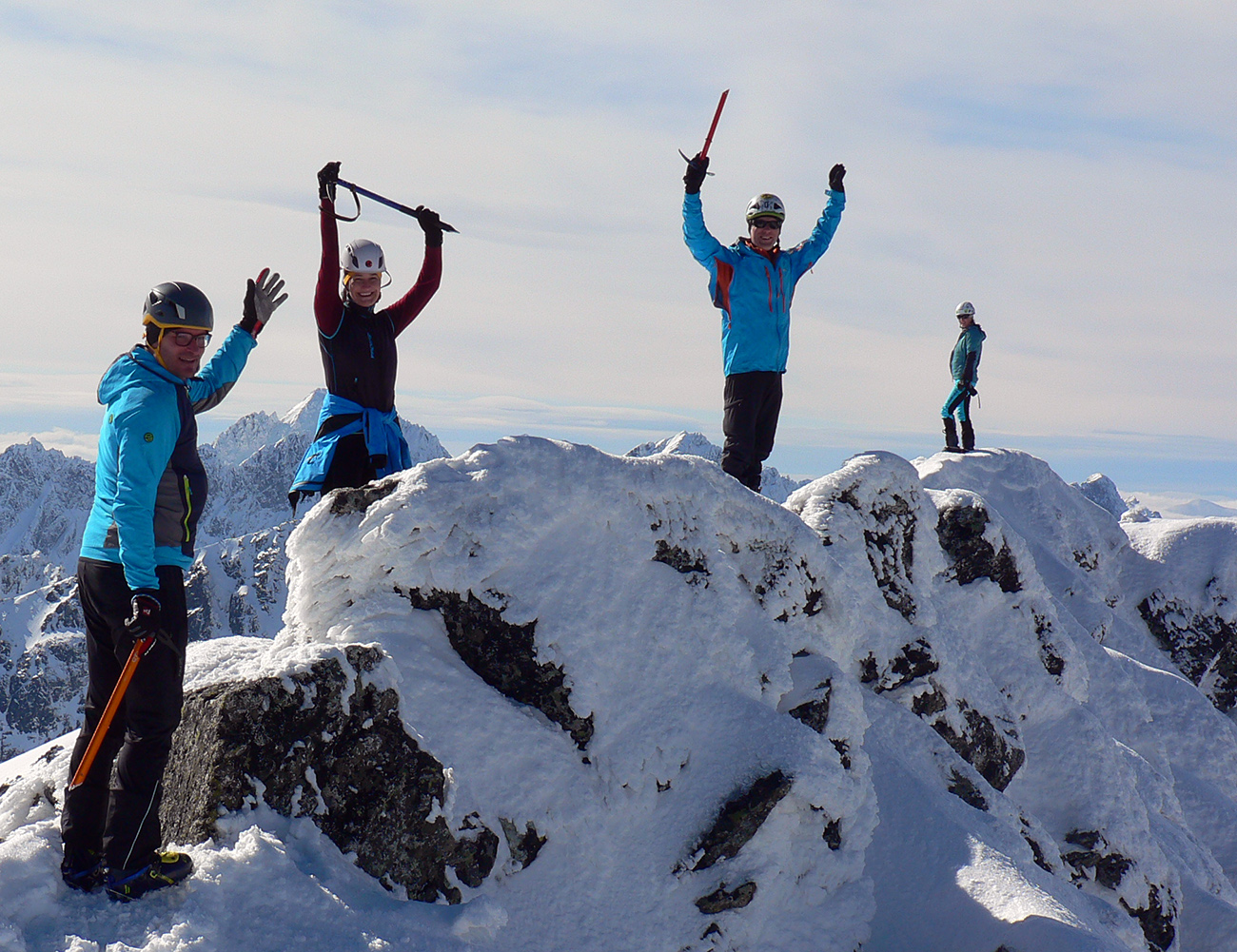 opekacka-na-lirokej-vezi
